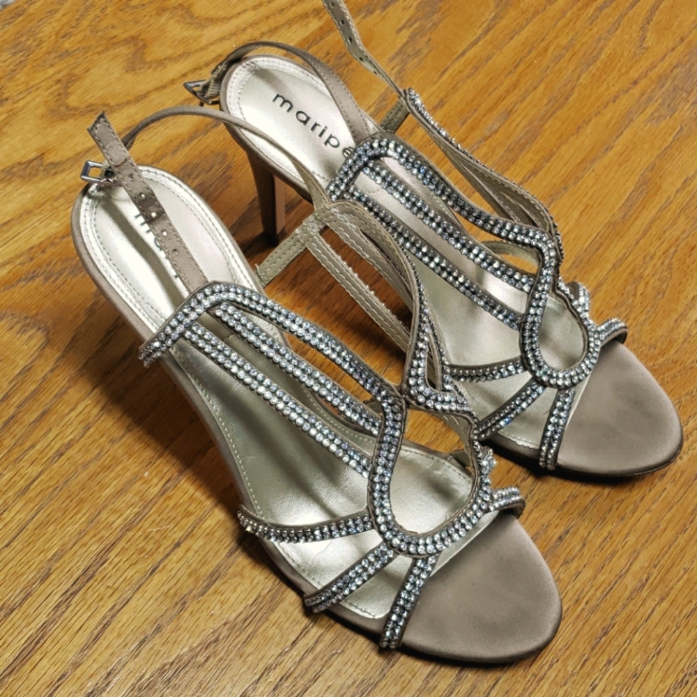 Gold dress heels